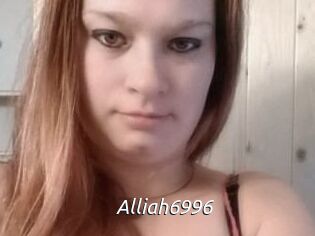 Alliah6996 Fan Domination