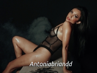 Antoniabriandd
