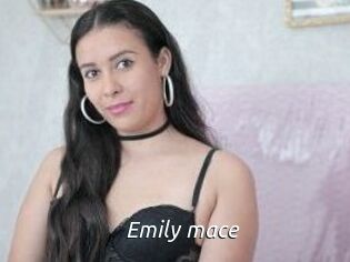 Emily_mace
