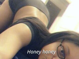 Honey_honey Fan Domination