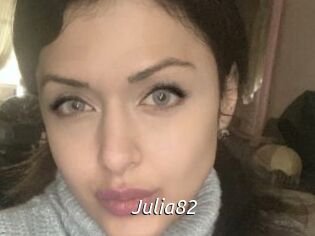 Julia82
