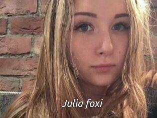 Julia_foxi