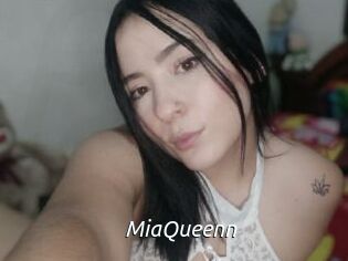 MiaQueenn Fan Domination