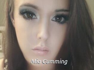 Mia_Cumming