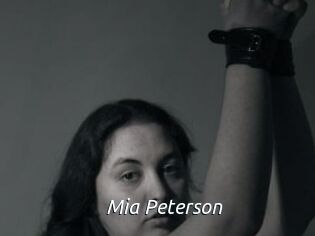 Mia_Peterson