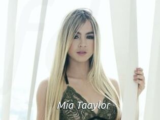 Mia_Taaylor