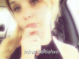 MirandaRiahxo
