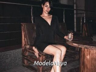ModelaMiya