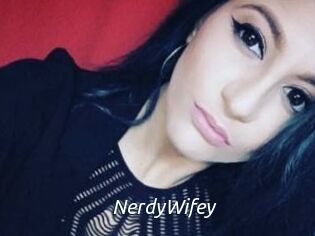 NerdyWifey
