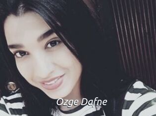 Ozge_Dafne