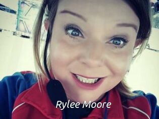 Rylee_Moore