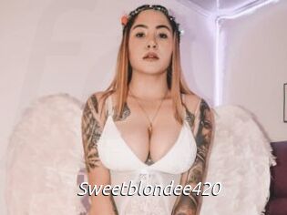 sweetblondee420 Fan Domination