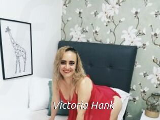 Victoria_Hank